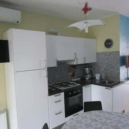 Casa Vicino Al Mare E Al Centro Di 公寓 *